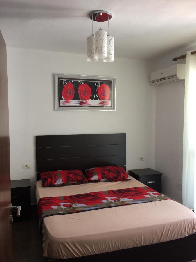 Holiday Home Shengjin Bagian luar foto