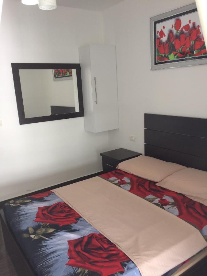 Holiday Home Shengjin Bagian luar foto